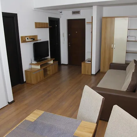 N&c Summerland Apartmán Mamaia
